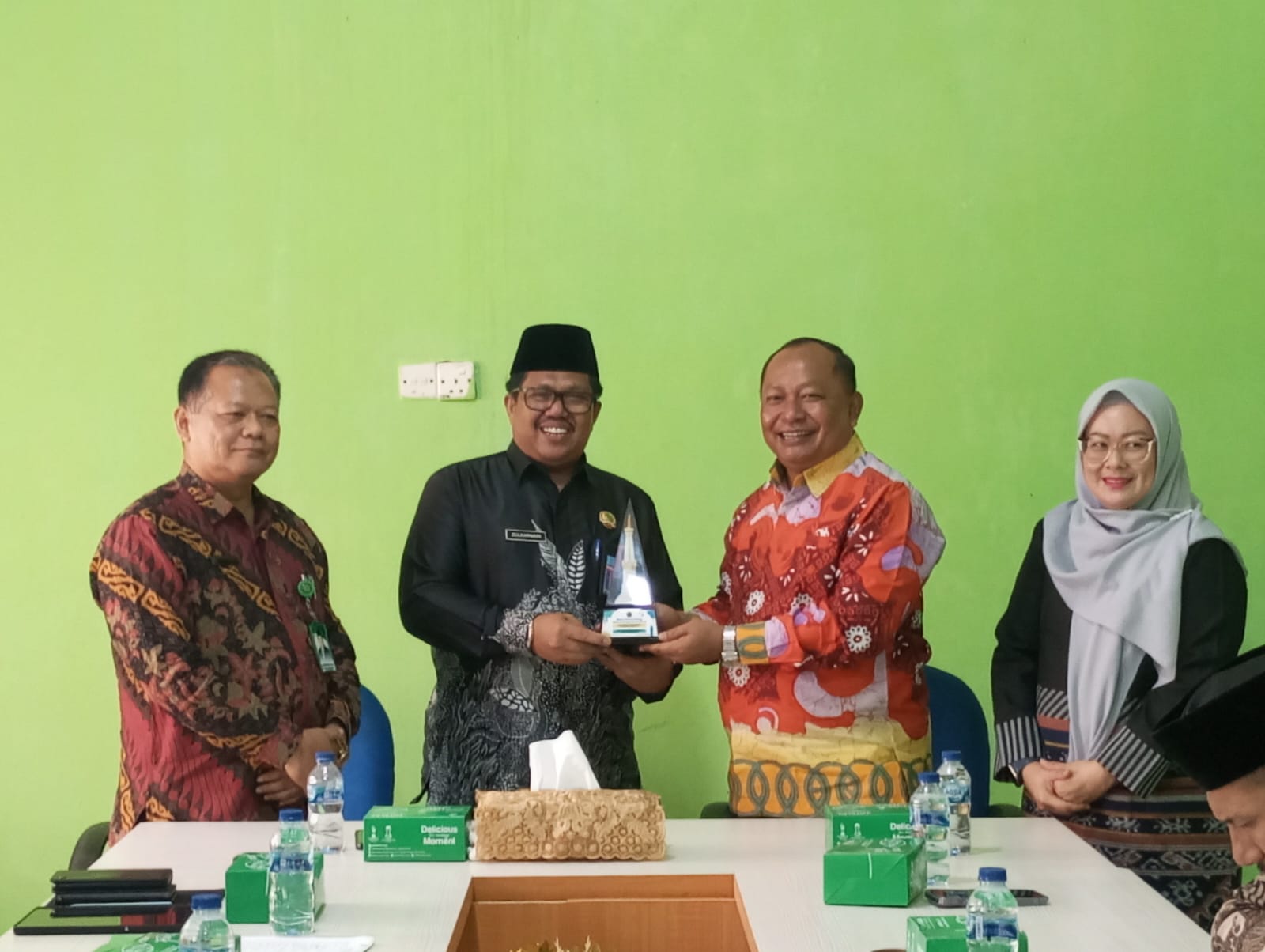 Perkuat Kerukunan Umat Beragama di DIY, Tim HDI KUB Kanwil Kemenag DIY Kunjungi Kantor Kemenag Kota Batam