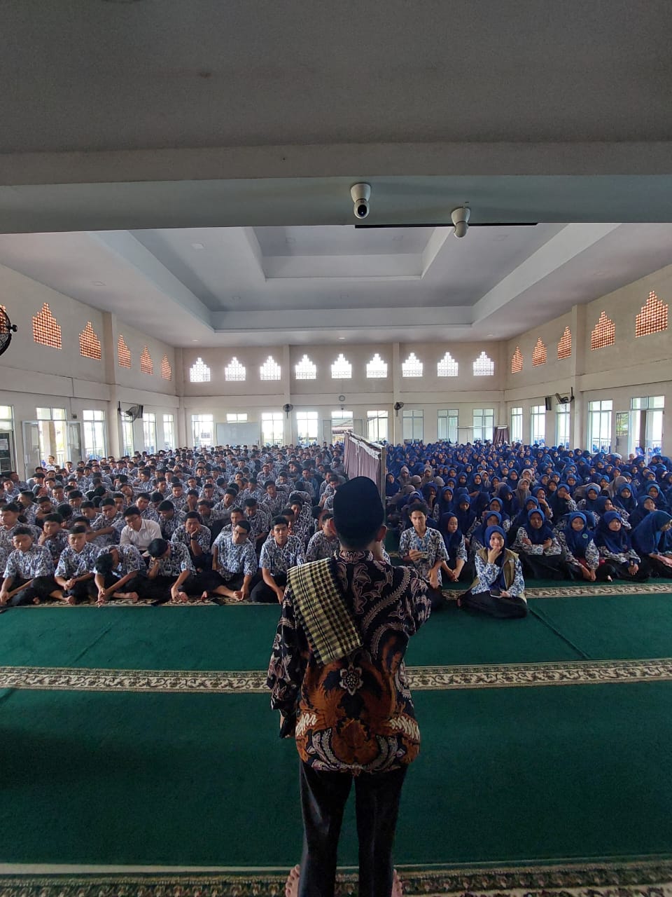 MAN Batam Sukses Gelar Pelepasan Kafilah Cabang Syarhil Qur'an MTQ Tingkat Nasional