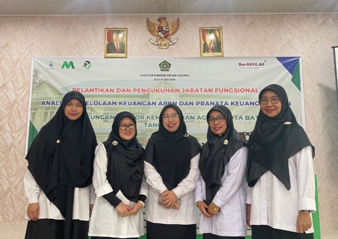 Melalui Zoom, Setjen Kemenag RI Lantik dan Kukuhkan Jabatan Fungsional dilingkungan Kementerian Agama Kota Batam