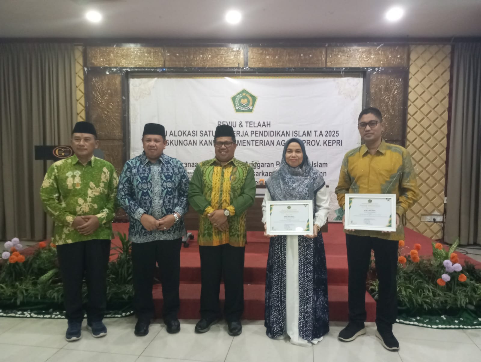 Setelah Penantian Panjang, 2 Madrasah di Kota Resmi Berubah Status