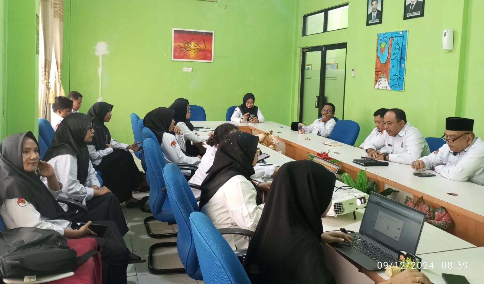 Rapat Progres Pengisian dan Submit Evidence PMPZI 2024 di Kantor Kemenag Kota Batam