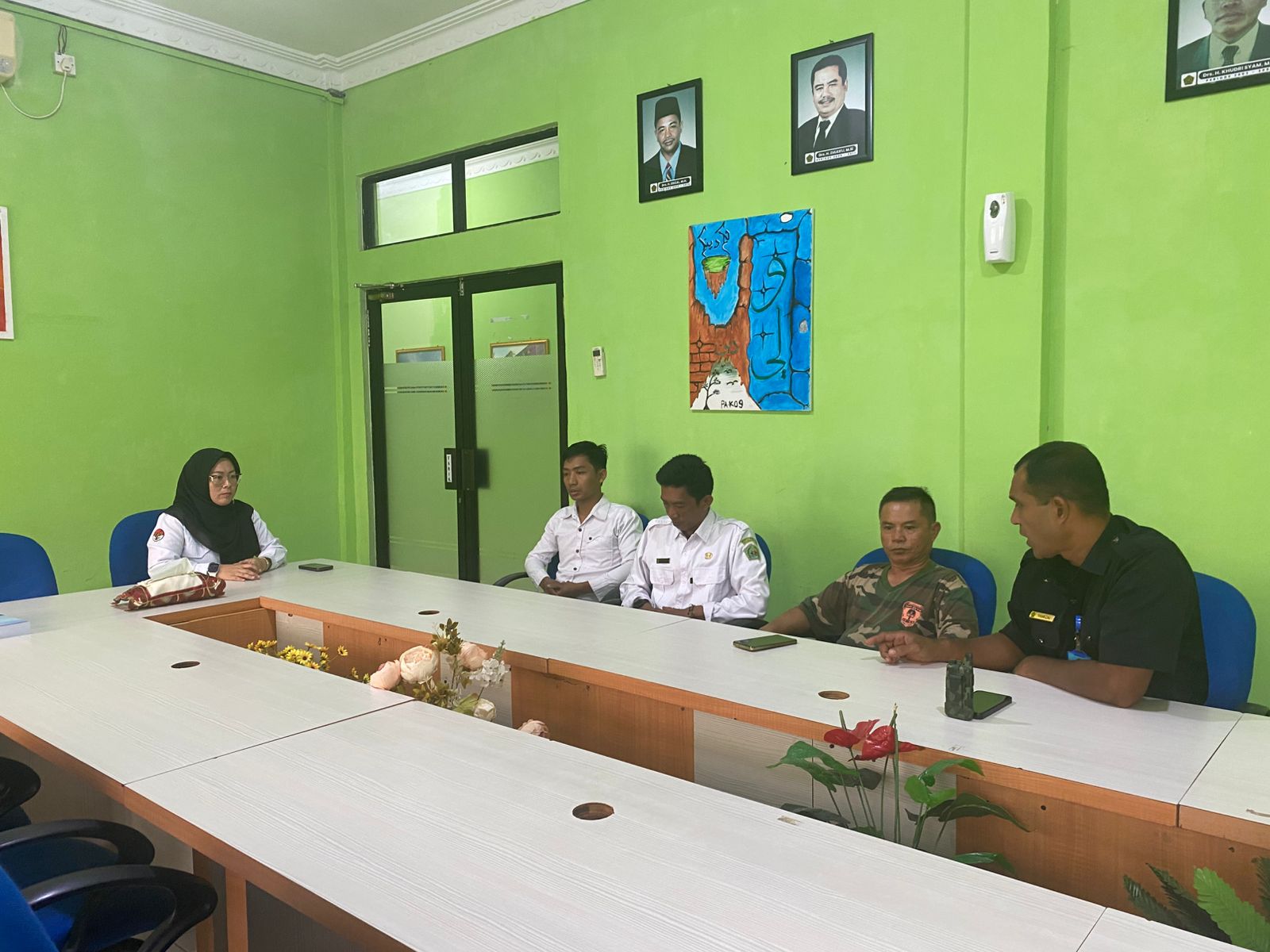 Kasubag TU Gelar Rapat Koordinasi dengan Tenaga Keamanan dan Kebersihan