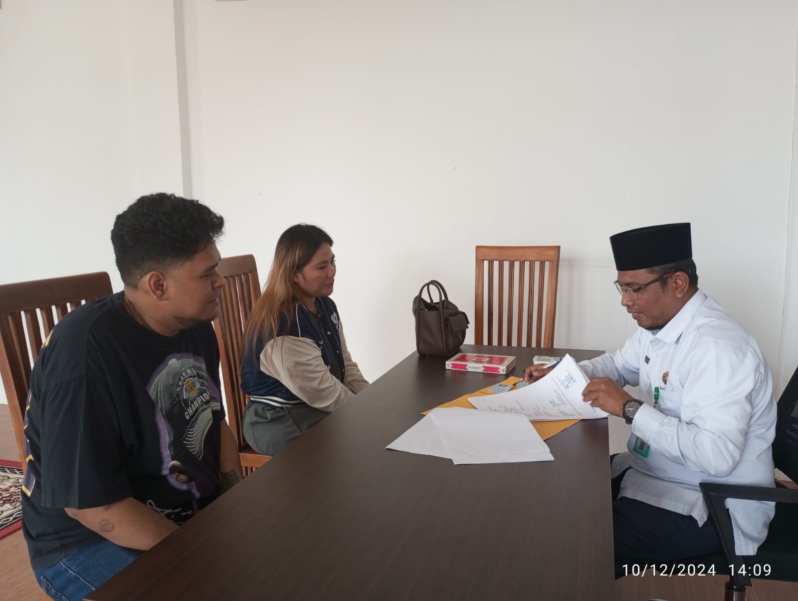 Kepala KUA Lubuk Baja, Masnur : Pastikan Semua Dokumen Lengkap dan Valid