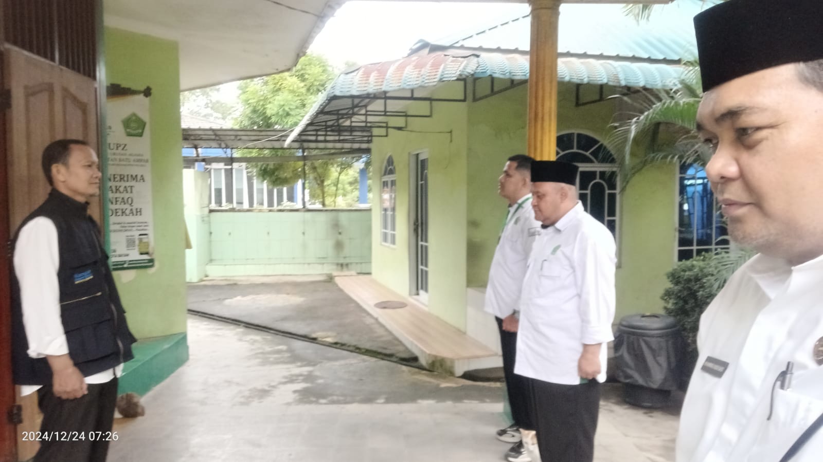 Apel Pagi KUA Batu Ampar: Apresiasi Prestasi dan Ingatkan Kedisiplinan Kerja