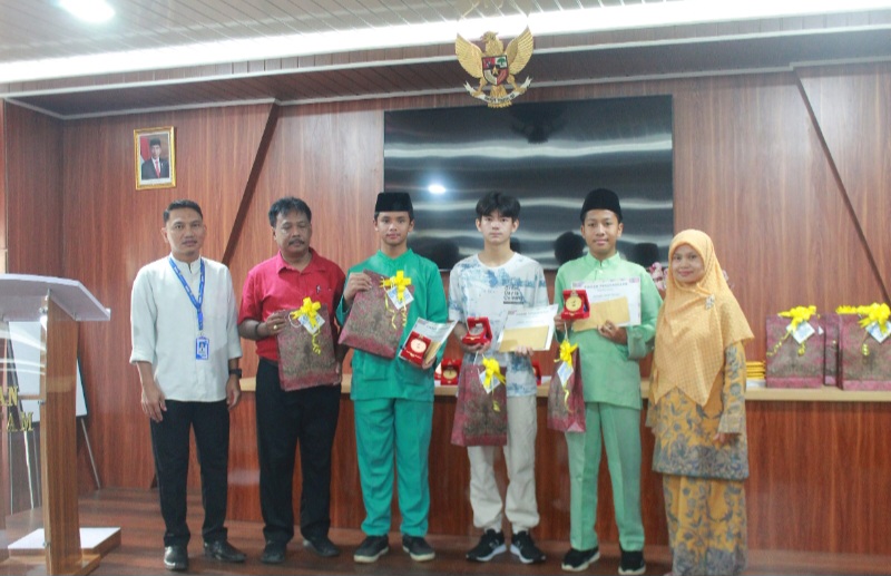 MAN 1 Kota Batam Sukses Jadi Madrasah Pertama, Selenggarakan Olimpiade Nasional Terkurasi Puspresnas