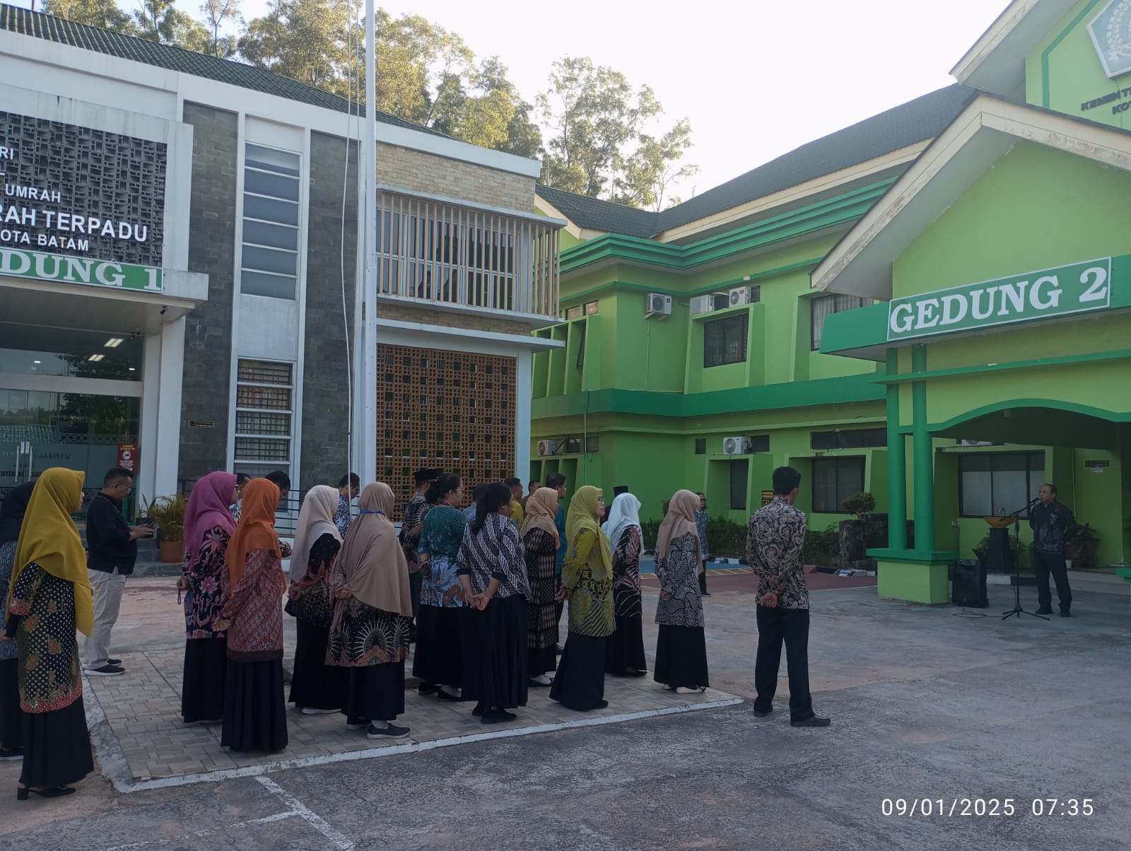 Apel Pagi di Kemenag Kota Batam: Penekanan Tupoksi dan Dukungan untuk Perwakilan Lomba HAB ke-79 Tingkat Provinsi Kepri