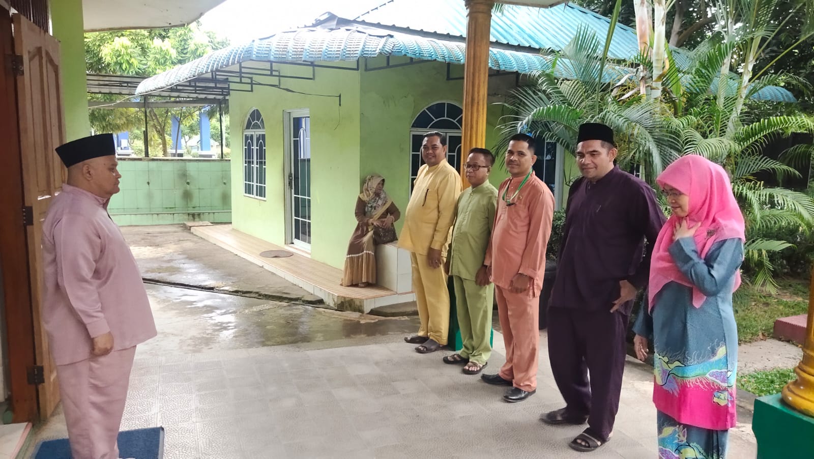 Ini Pesan Unggul Pahmi Hasibuan Saat Apel Pagi di KUA Batu Ampar