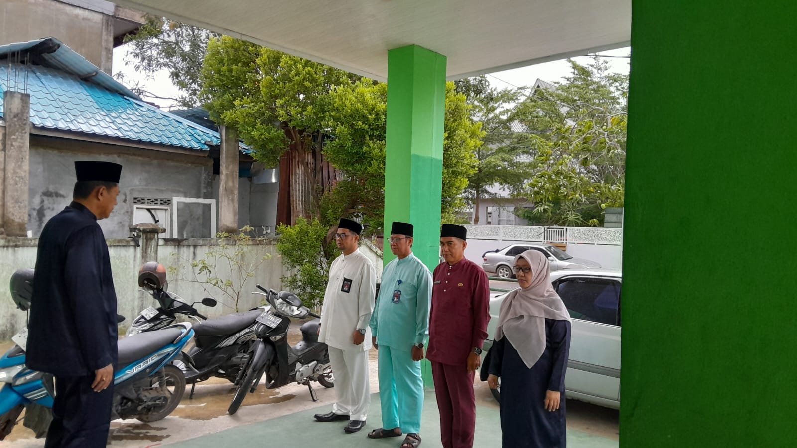 Apel Pagi KUA Bengkong: Plt Kepala KUA Ingatkan Keamanan Kantor dan Persiapan Haul Akbar