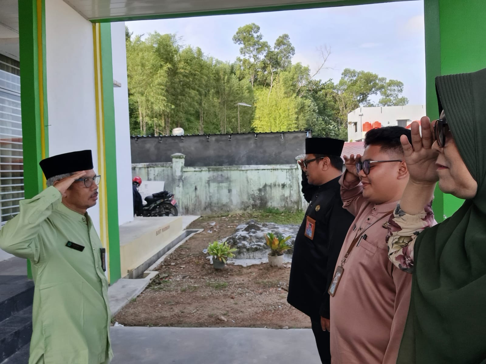 KUA Lubuk Baja Gelar Apel Pagi, Fokus pada Persiapan Peringatan Isra Mikraj