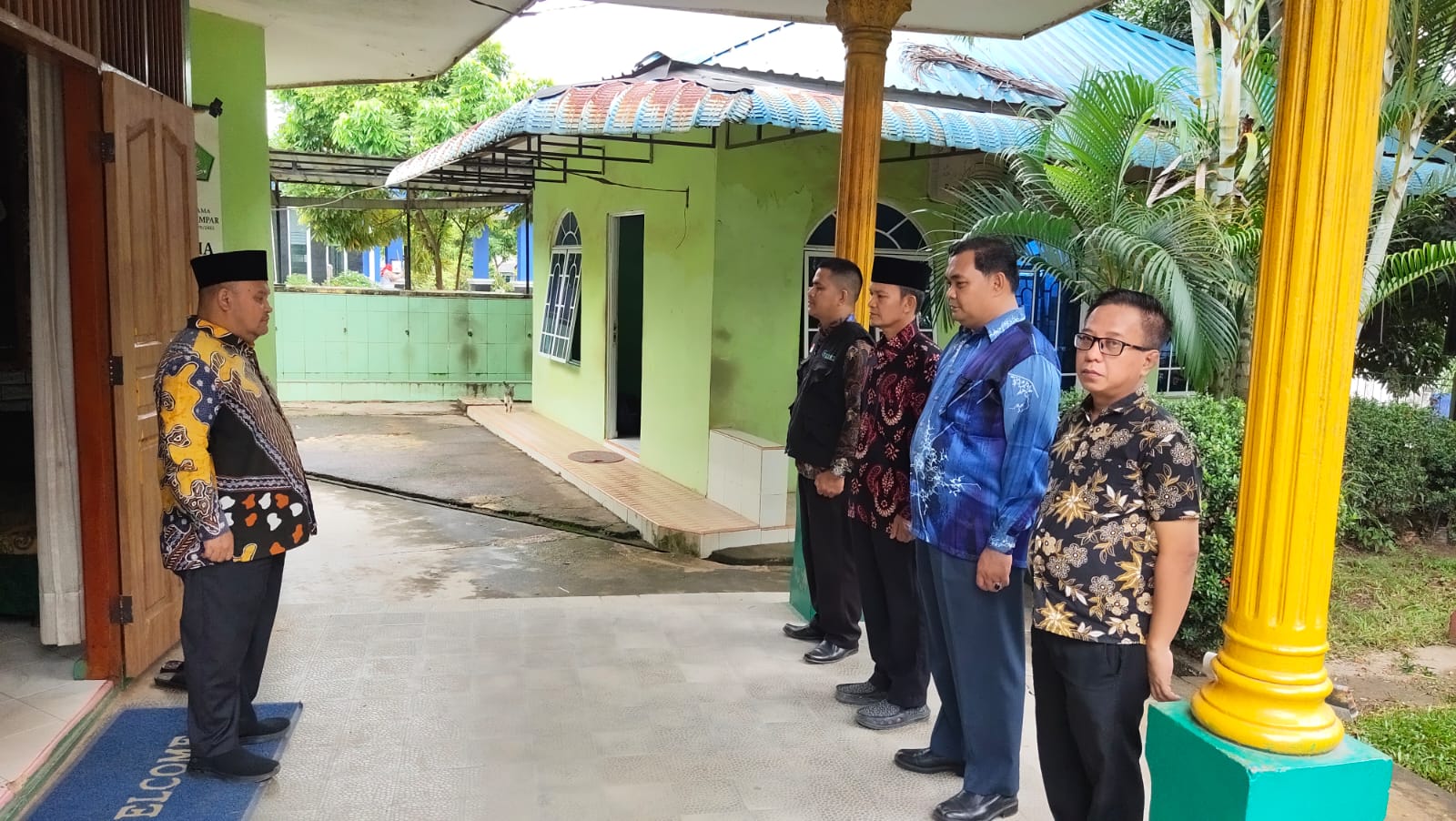 Apel Pagi KUA Batu Ampar, Tekankan Penyelesaian SKP dan Disiplin Kerja