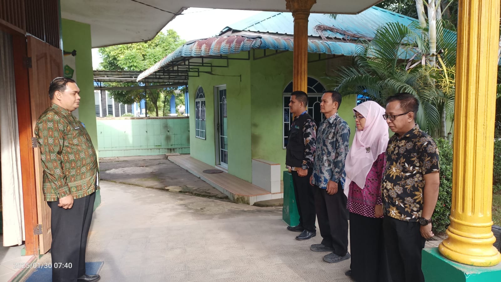Apel Pagi KUA Batu Ampar: Ajak Bersyukur dan Tingkatkan Peran Remaja dalam Kemasjidan