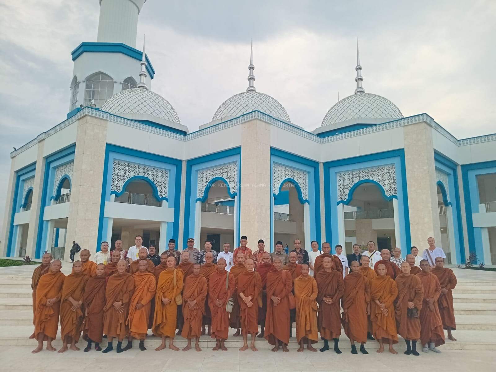 34 Bhikku Thudong dan 16 Simpatisan Tiba di Batam, Ini Rangkaian Kegiatannya