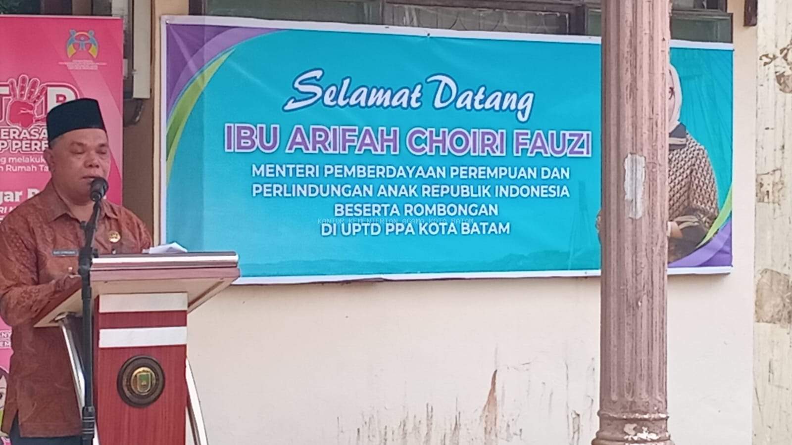 Pimpin Doa dalam Kunjungan Kerja Menteri PPPA, Budi Dermawan : Jaga Keseimbangan Karir dan Kehidupan Pribadi