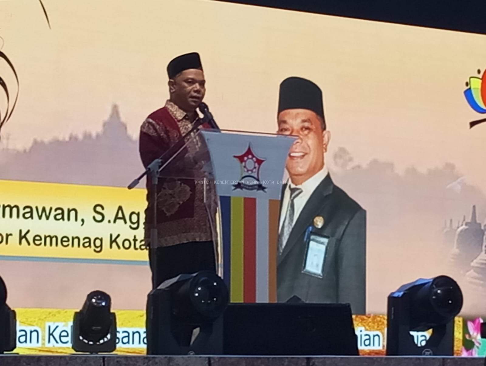 Peringatan Waisak Tingkat Kota Batam, Kepala Kantor Kemenag Ajak Umat Buddha Perkuat Spiritualitas dan Perdamaian