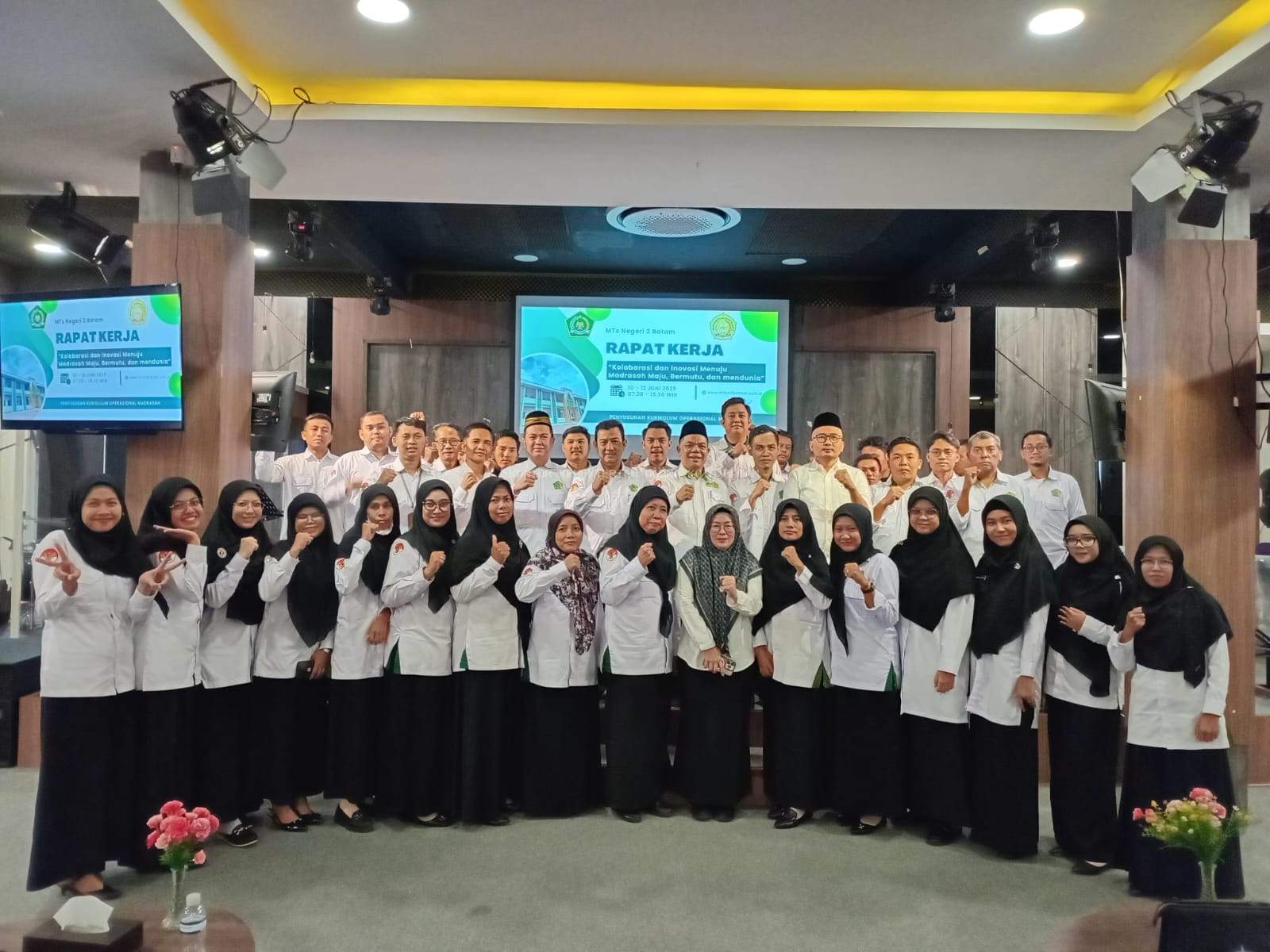 Rapat Kerja Penyusunan Kurikulum Operasional MTsN 2 Batam: Wujudkan Madrasah Maju, Bermutu dan Mendunia