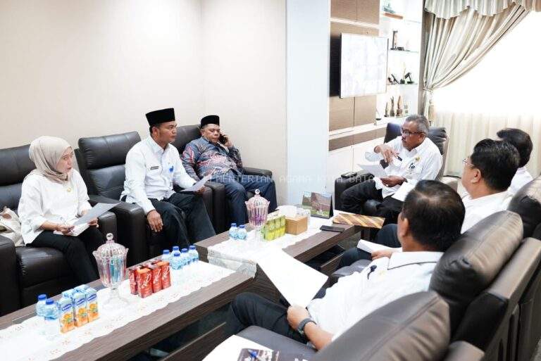 Kepala Kantor Kemenag Kota Batam, Budi Dermawan, Hadiri Rapat Persiapan STQH XI Provinsi Kepri
