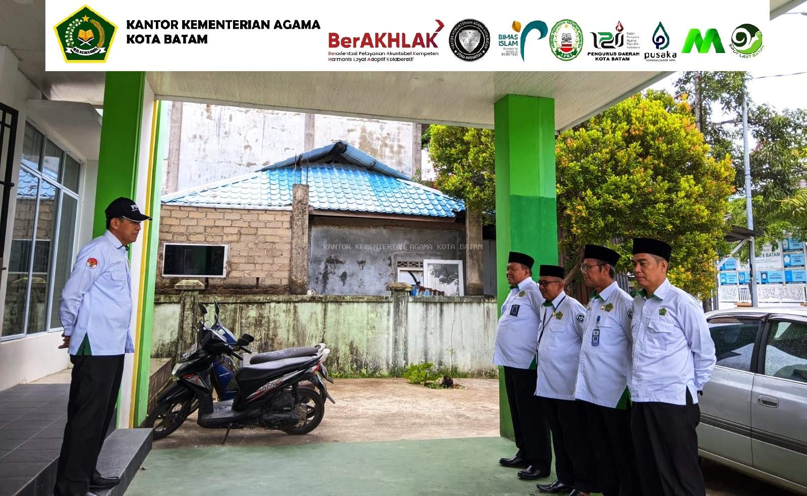 Rutinitas Apel Pagi KUA Kecamatan Bengkong: Jaga Kekompakan dan Kedisiplinan ASN