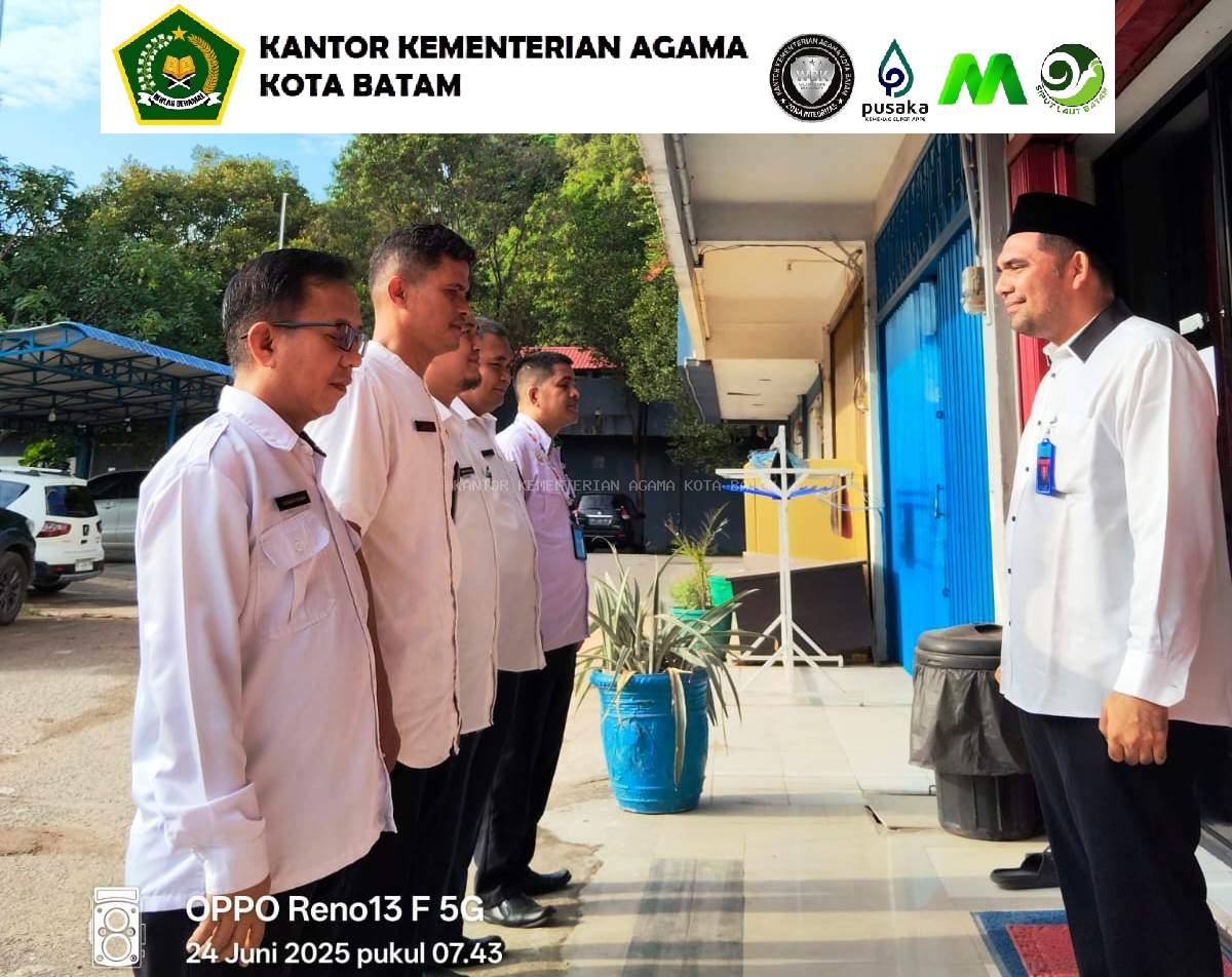 Semangat Pagi dari KUA Batu Ampar: Apel Pagi Jadi Momentum Penguatan Sinergi dan Persiapan Haul Jama’ah
