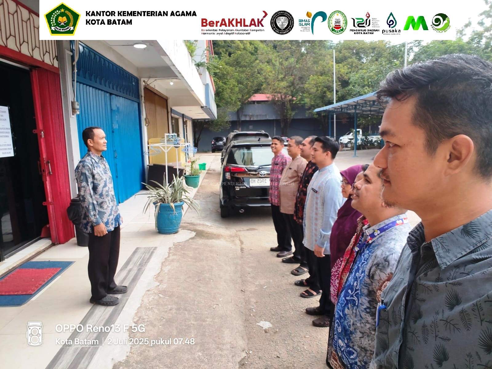 Apel Pagi di KUA Batu Ampar: Semangat Baru Berkibar, Prestasi Kota Batam Menggema!