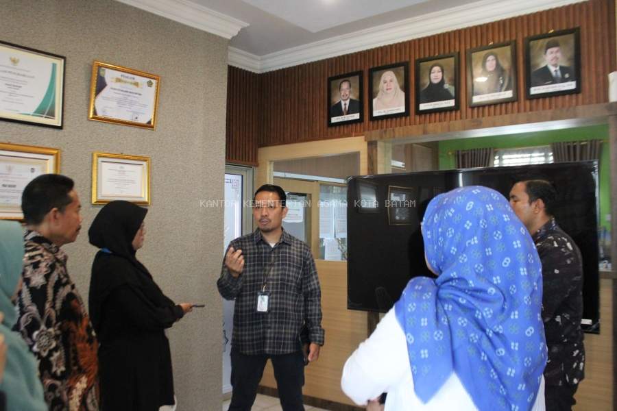 MAN 1 Kota Batam Sukses Jalani Penilaian Lapangan oleh Tim Zona Integritas Itjen Kemenag RI
