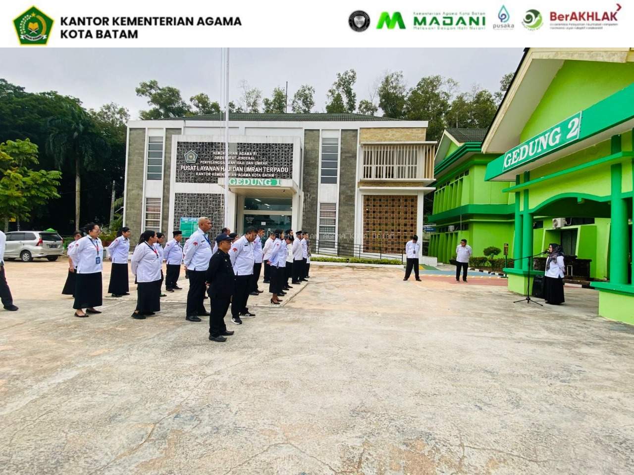 Apel Pagi Kantor Kemenag Kota Batam: Peneguhan Semangat Tugas dan Apresiasi Pegawai