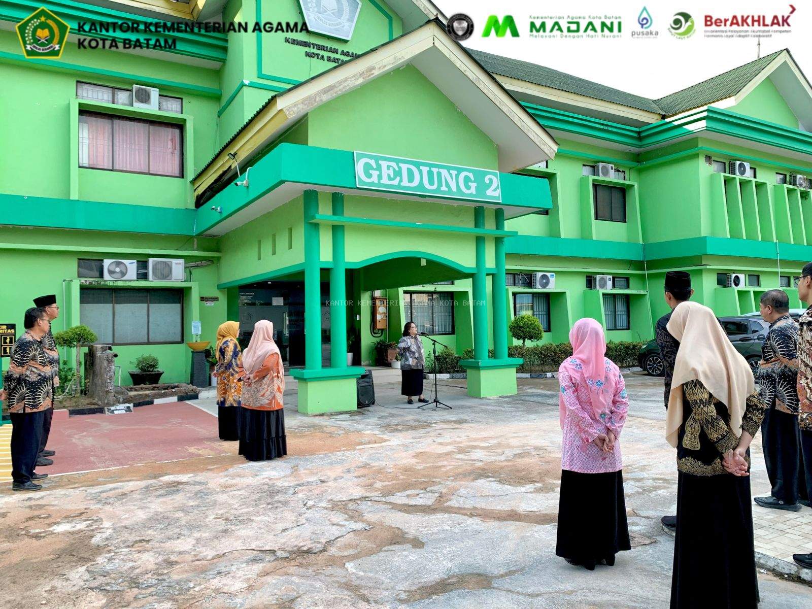 Kasi Urusan Agama Kristen Pimpin Apel Pagi, Tekankan Penyelesaian SKP dan Komunikasi Efektif
