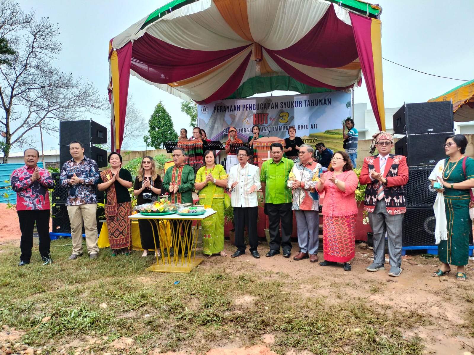 Kasi Urusan Agama Kristen Hadiri Perayaan Ucapan Syukur dan HUT ke-3 Gereja Toraja Jemaat Immanuel Batu Aji