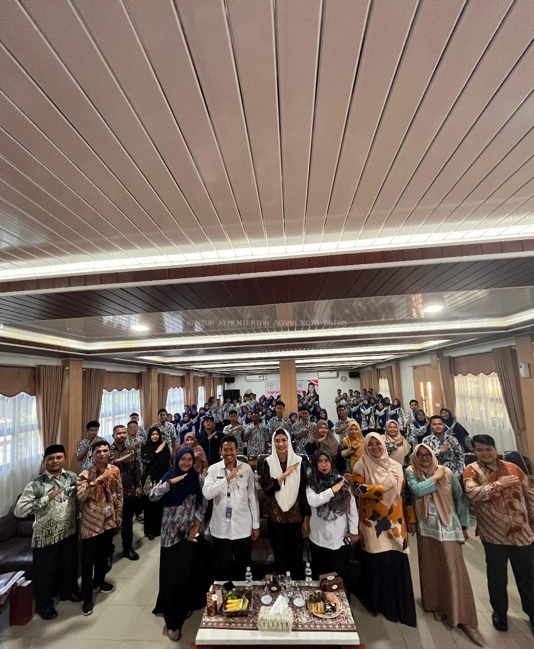 Sosialisasi Empat Pilar Kebangsaan Bersama Anggota DPD/MPR RI Dwi Ajeng Sekar Respaty di MAN 1 Kota Batam