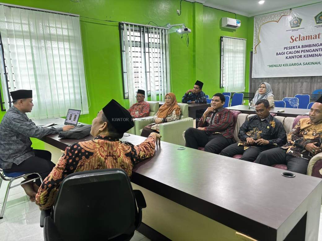 Rapat Bulanan KUA Sekupang Fokus pada Jobdesk dan Pelayanan Masyarakat
