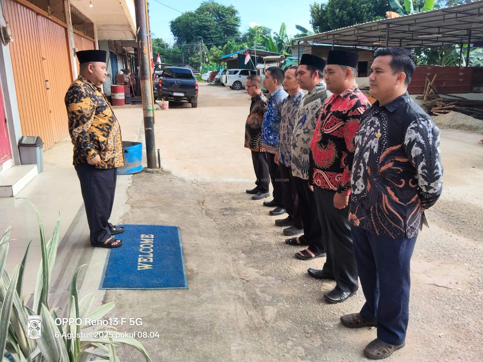 Apel Pagi KUA Batu Ampar Tekankan Kedisiplinan dan Kerukunan Umat Beragama