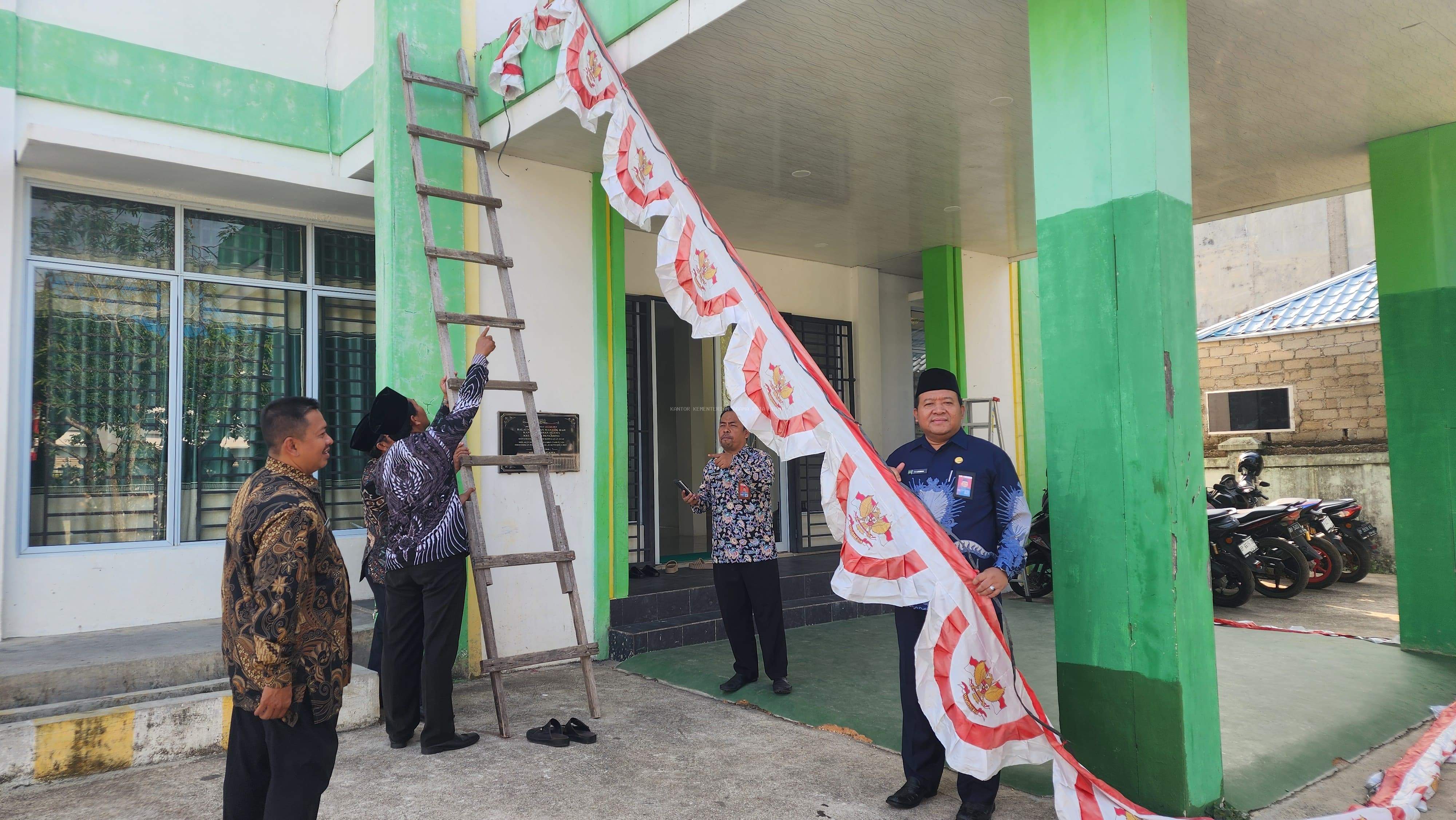 Semangat KUA Bengkong menyambut HUT Ke-80 Kemerdekaan RI