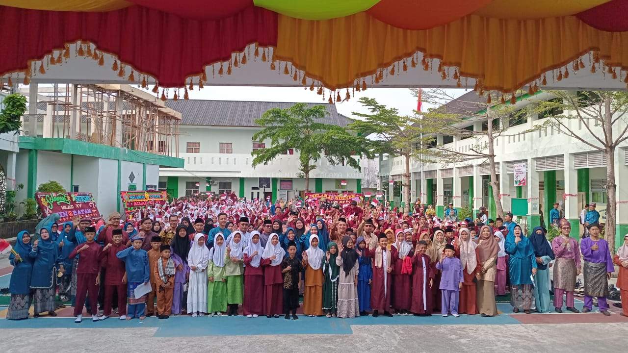 Pembukaan Gebyar Milad ke-XV MIN 2 Batam, Ajang Tingkatkan Kualitas dan Prestasi Siswa
