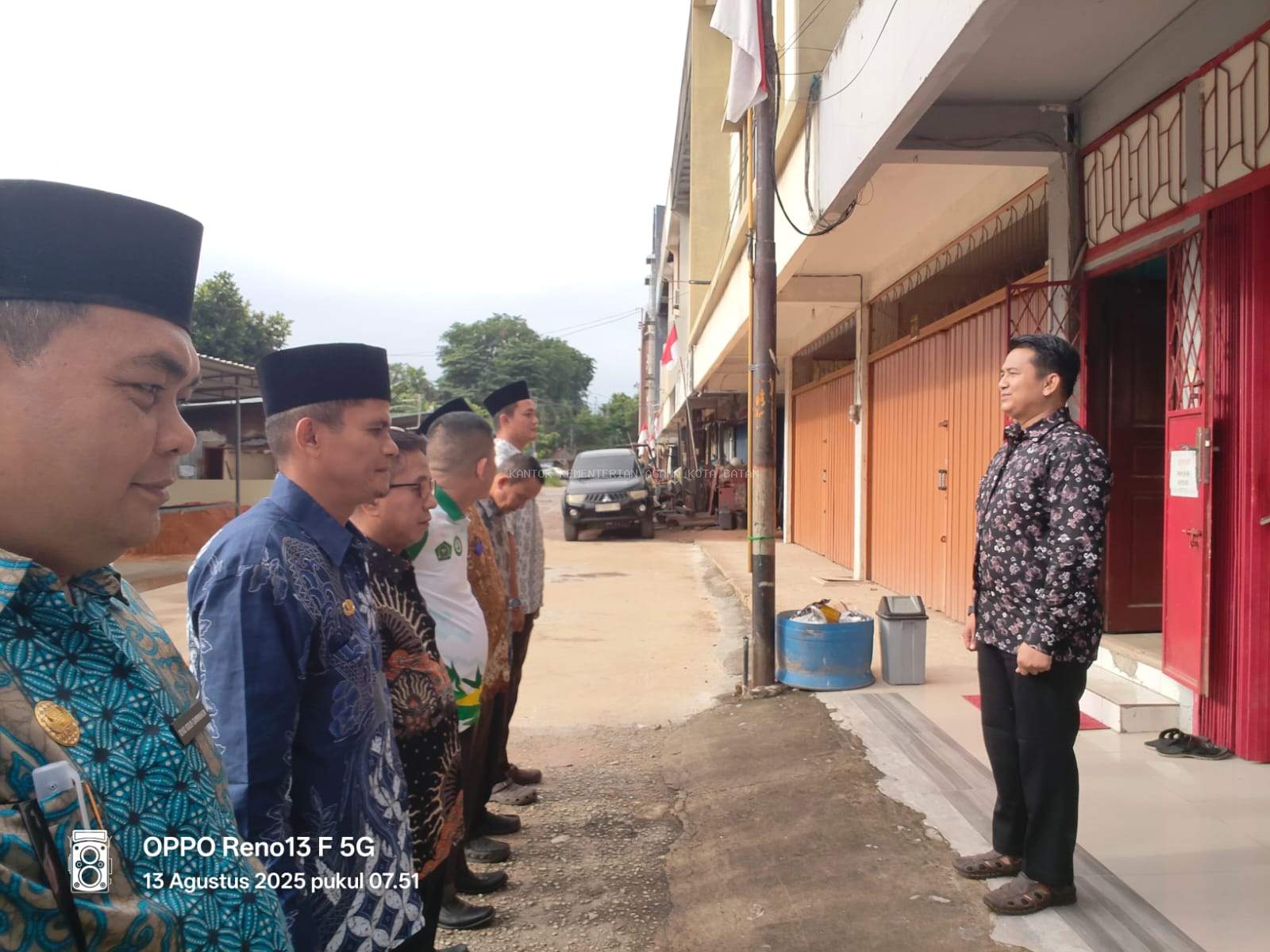 Apel Pagi KUA Kecamatan Batu Ampar: Tekankan Kekompakan dan Kebersihan