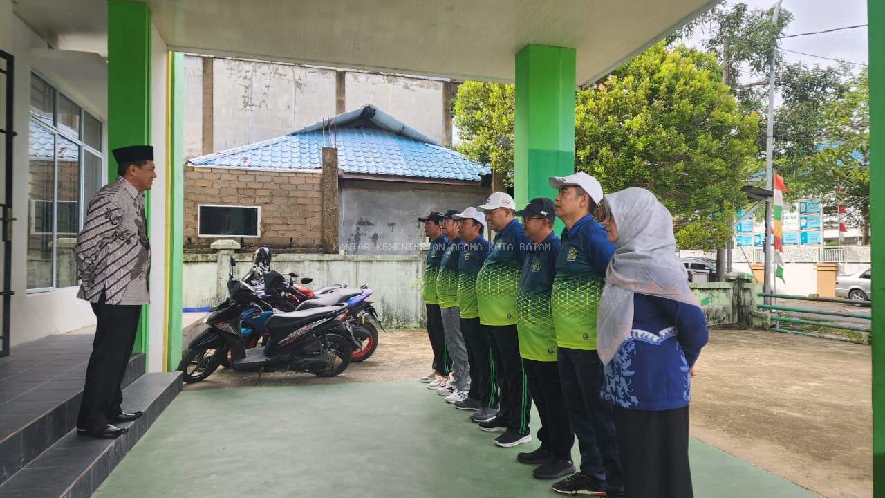 KUA Bengkong Gelar Apel Pagi Dilanjutkan Jalan Sehat