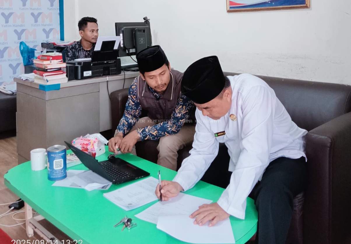 Finalisasi Calon Penerima Manfaat Program Pemberdayaan Ekonomi Umat KUA 2025 di Kecamatan Batam Kota