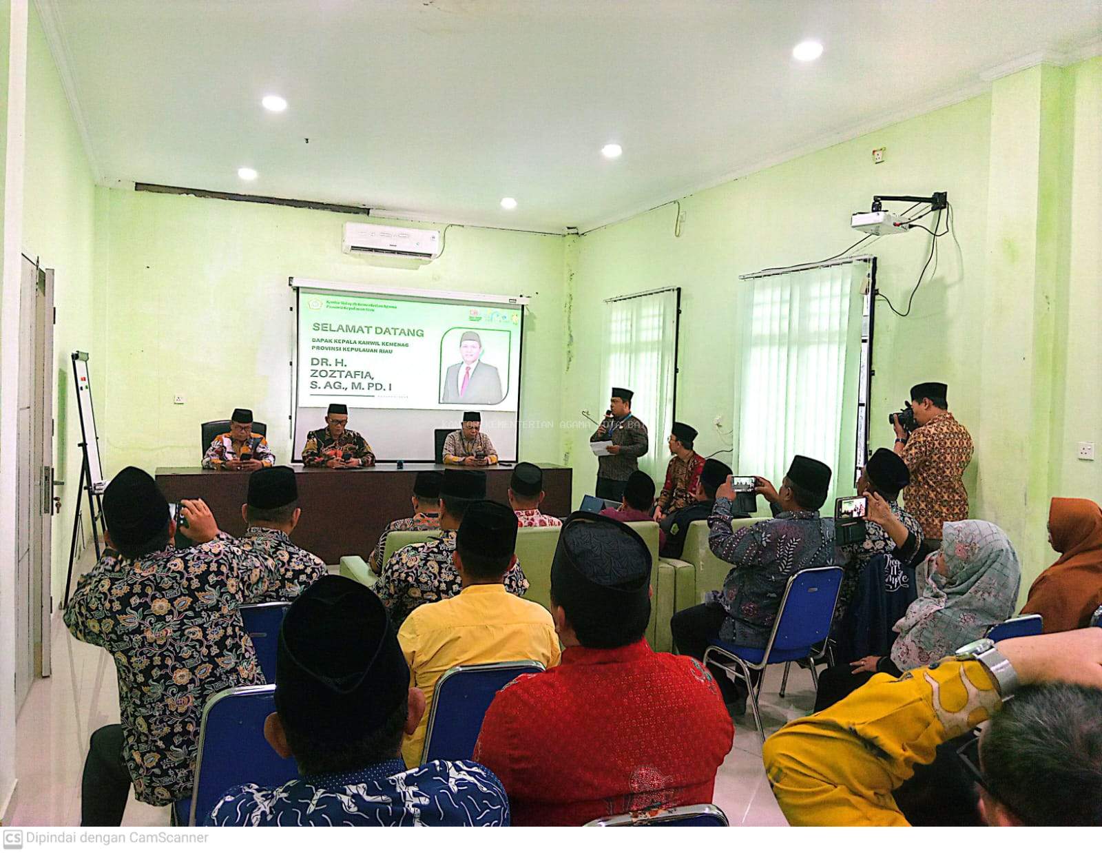 Penyuluh Agama Islam Se-Kota Batam Ikuti Coaching Klinik Konten Digital di KUA Batam Kota