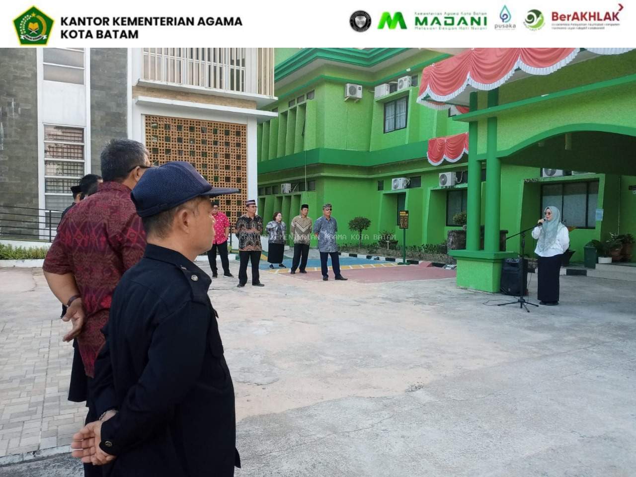 Apel Pagi Kemenag Batam, Kasubag TU Tekankan Peran dan Keteladanan Ibu