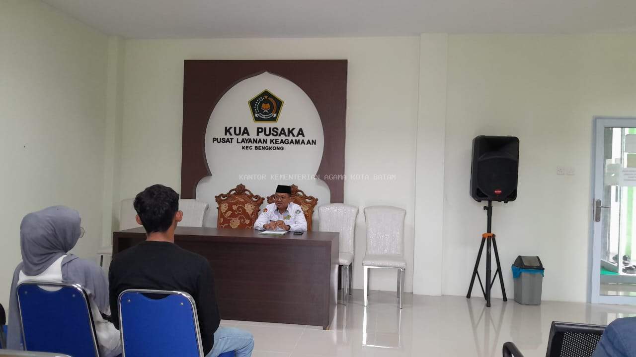 Bimbingan 10 Pasang Calon Pengantin di KUA Bengkong 