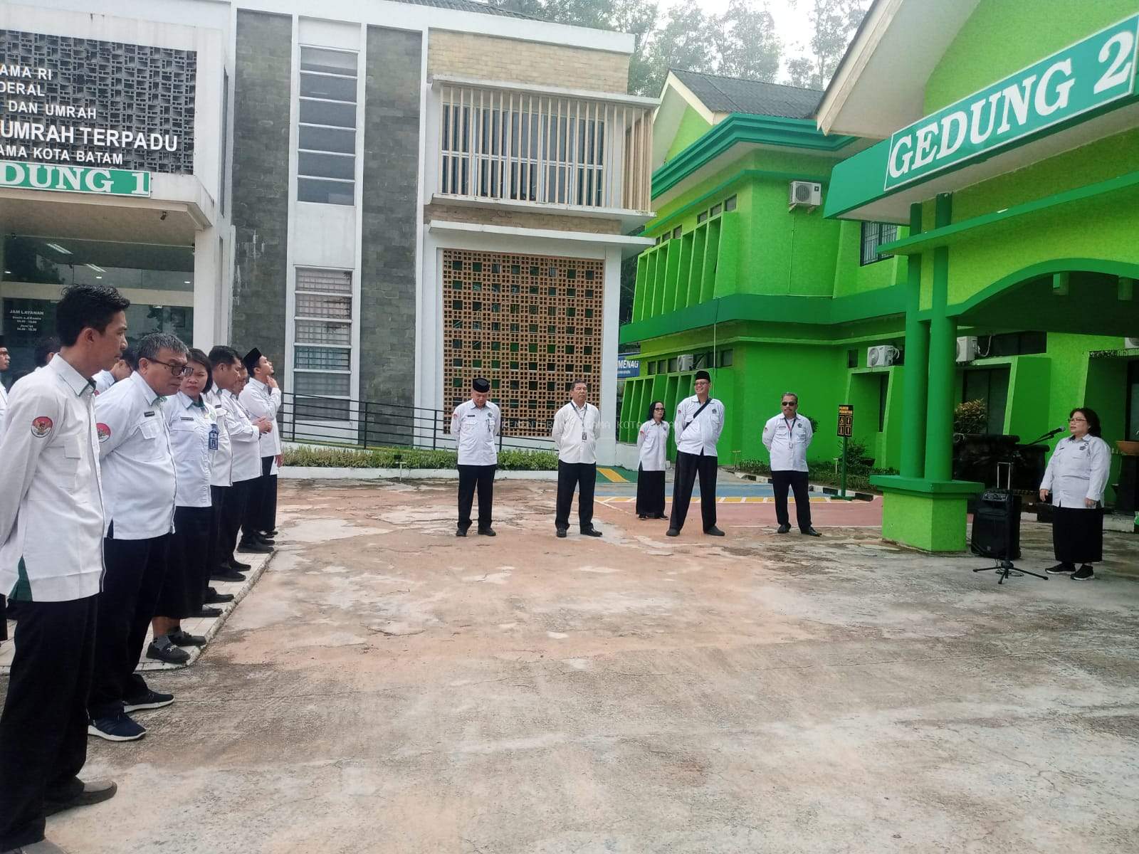 Kasi Urakris Tekankan Sinergi Kemenag dan Sekolah di Apel Pagi