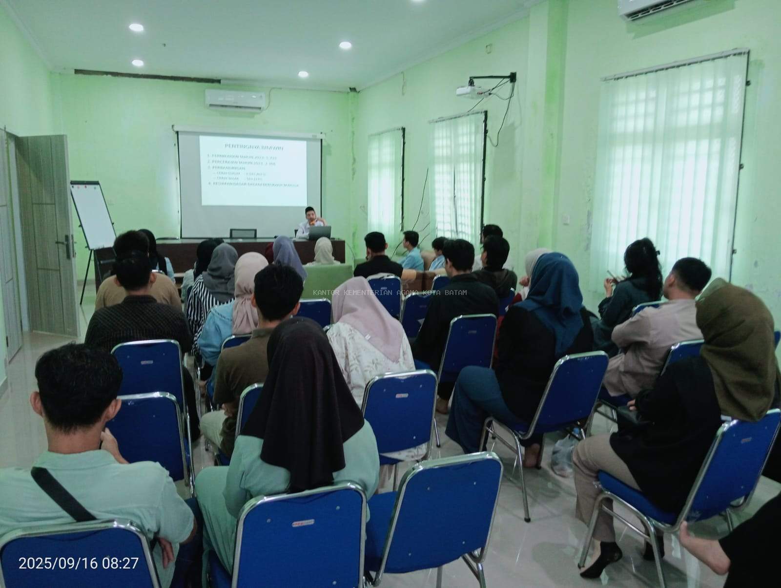 KUA Batam Kota Wajibkan 18 Pasang Catin Ikuti Bimbingan Perkawinan