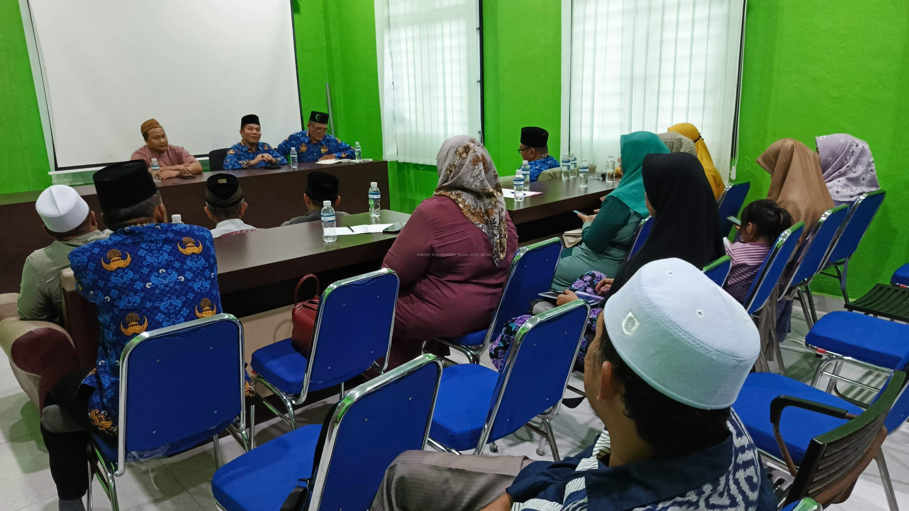 Kerahkan 1300 Jamaah, KUA Sekupang Gelar Rapat Sinergi Ormas Islam untuk Hadiri Istigosah dan Doa Kebangsaan