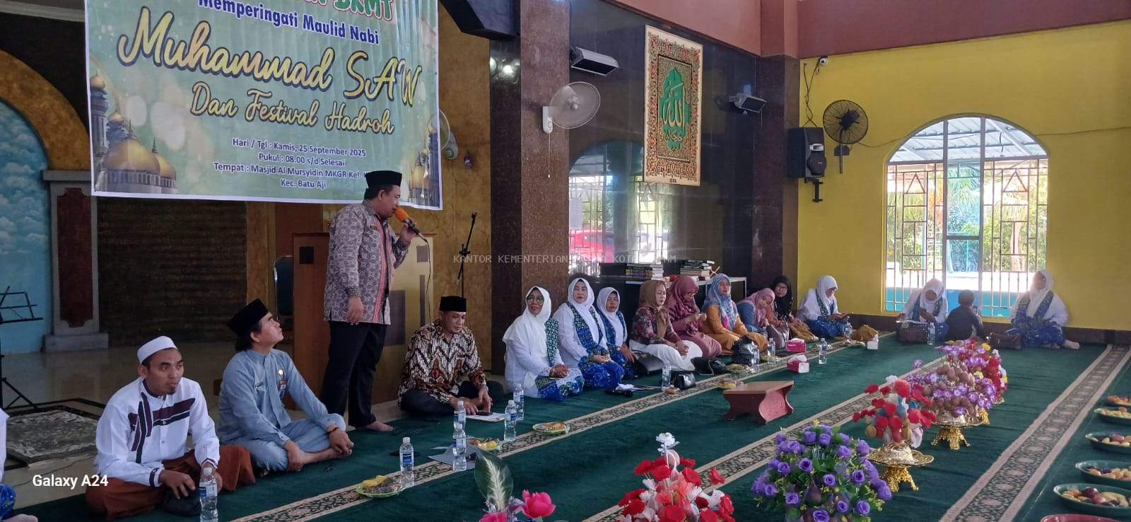 BKMT Batu Aji Gelar Maulid Nabi Muhammad SAW, Kepala KUA: Teladani Akhlak Nabi dalam Kehidupan
