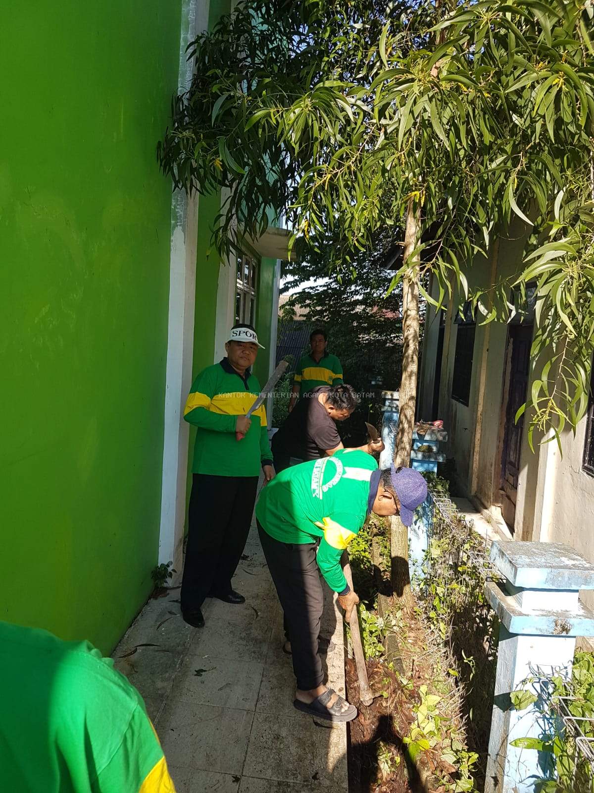 Jaga 5K, KUA Batam Kota Gelar Gotong Royong