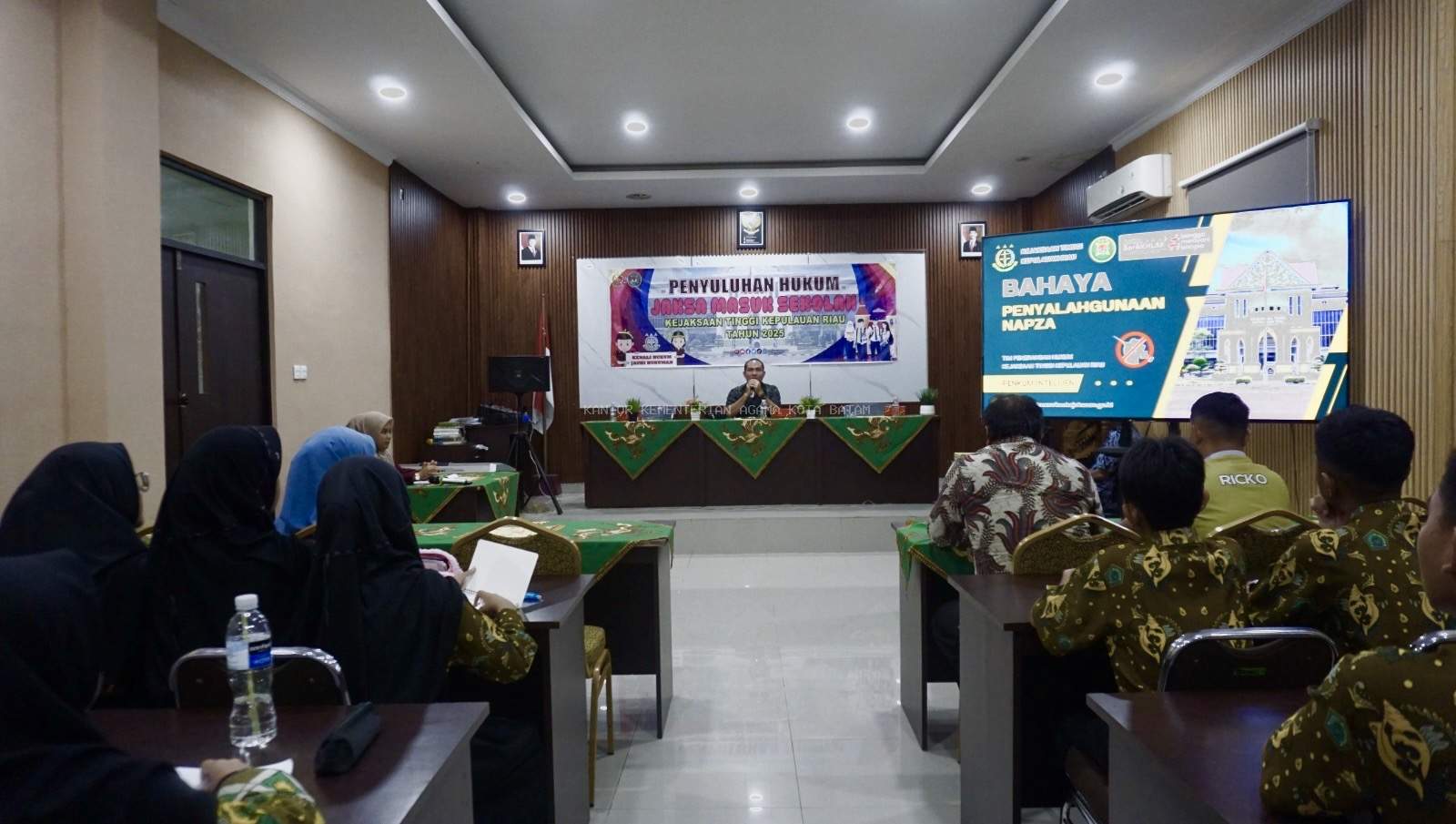 MTsN 1 Batam Sambut Jaksa Masuk Sekolah: Peringatan Dini Bahaya NAPZA