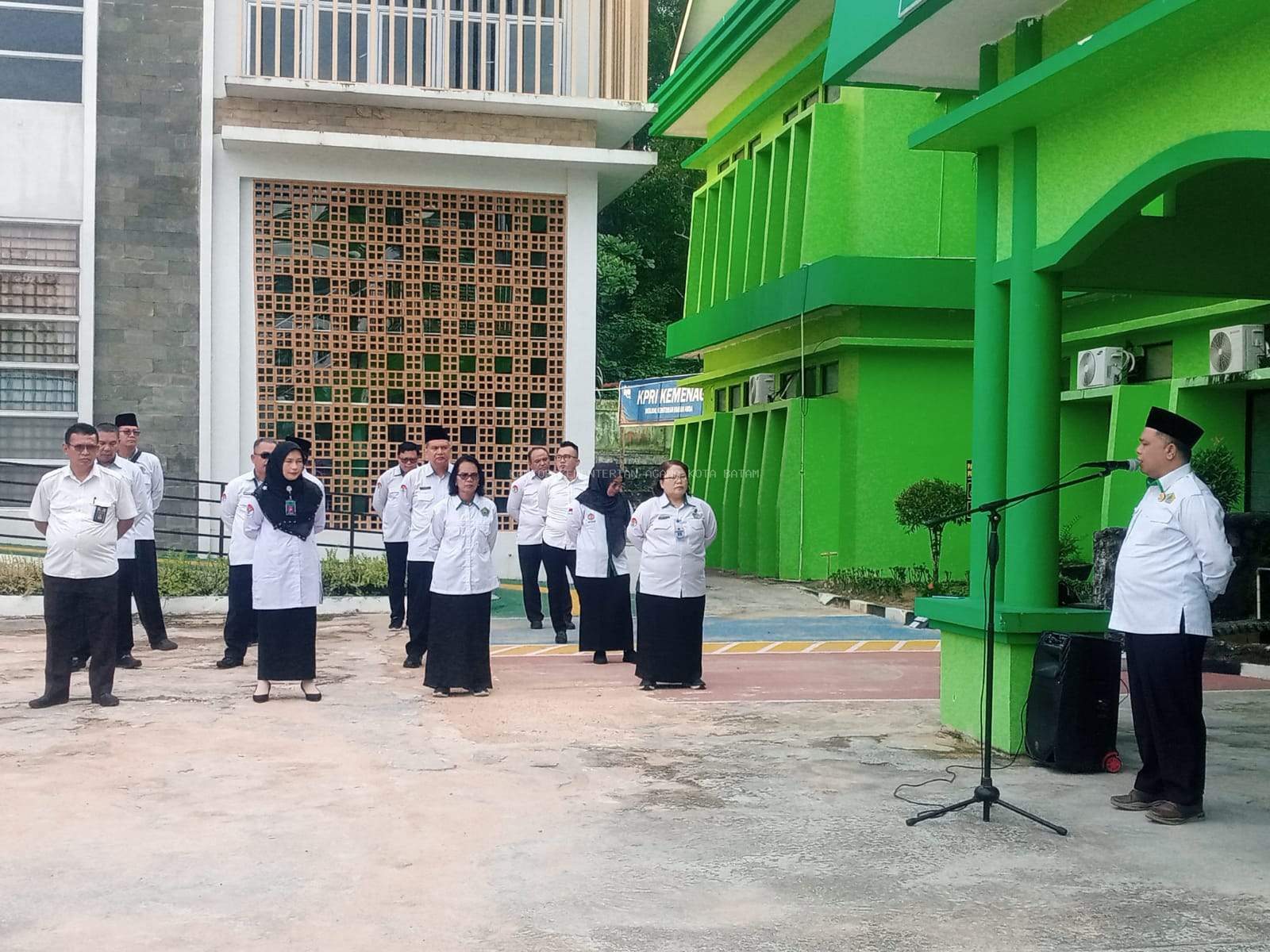 Kepala Kemenag Batam Tekankan Tugas ASN dan Ajak Semarakkan Hari Santri