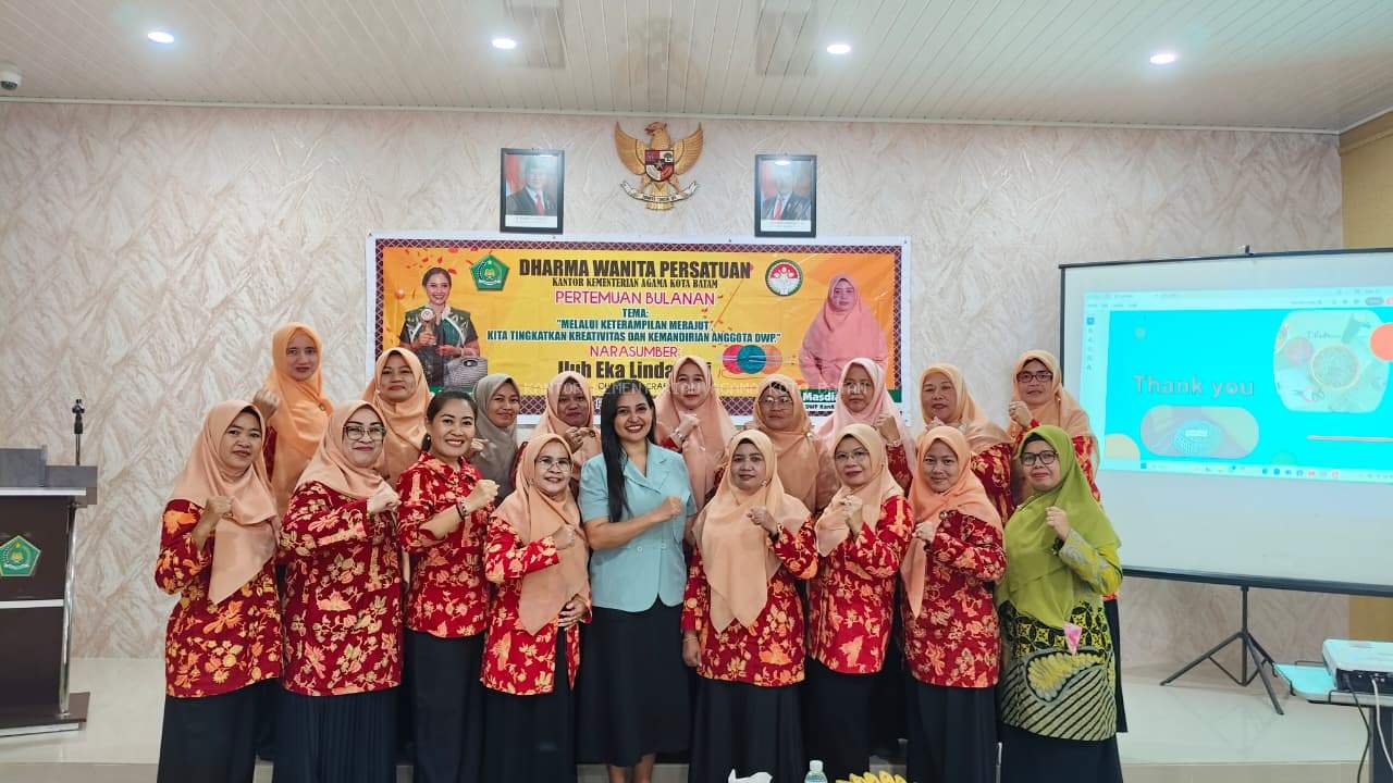 DWP Kemenag Batam Tingkatkan Kreativitas Anggota Lewat Pelatihan Merajut
