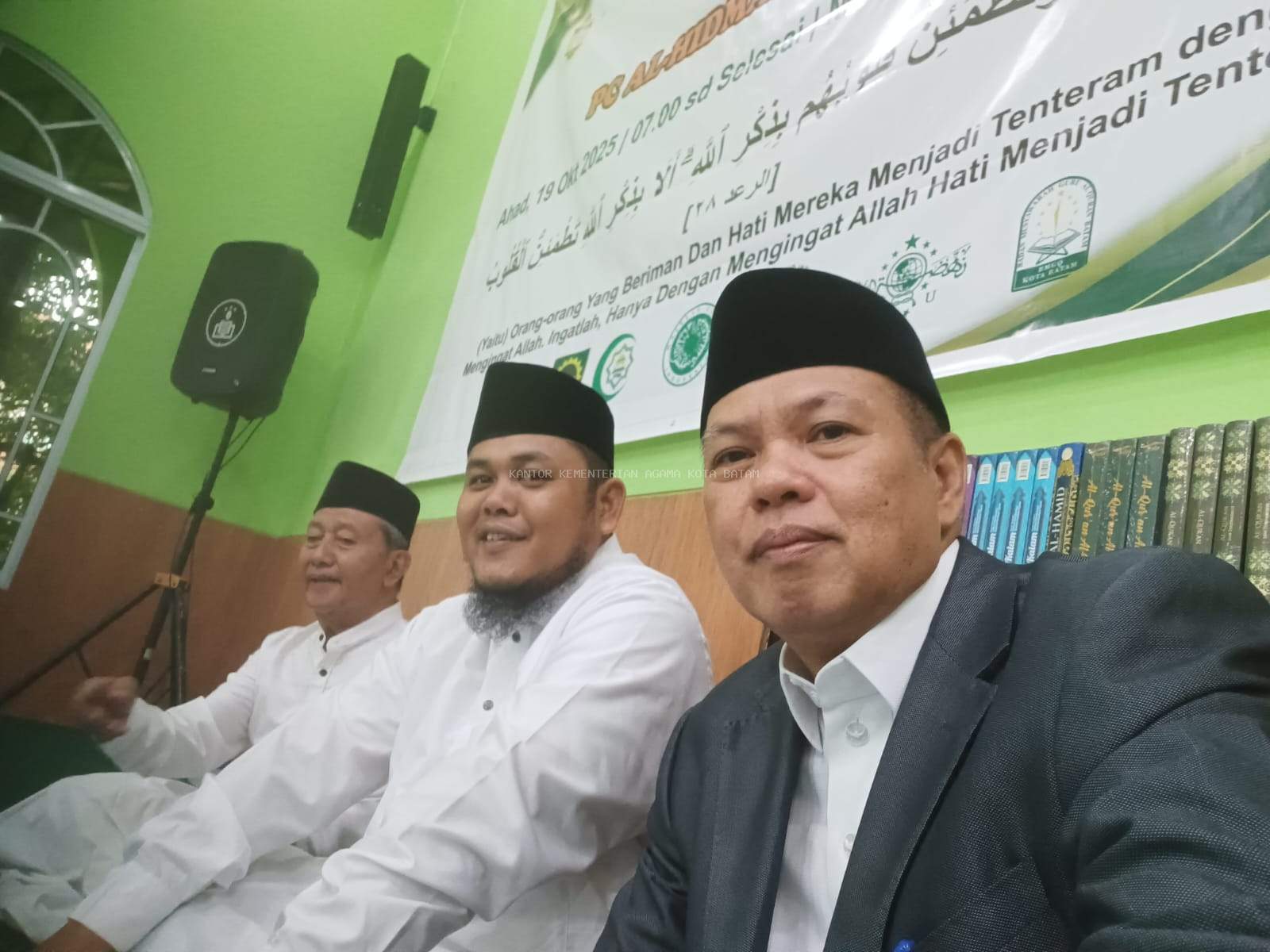 Nongsa Berdzikir Meriahkan Akhir Pekan, Ratusan Warga Padati Masjid Asholihin