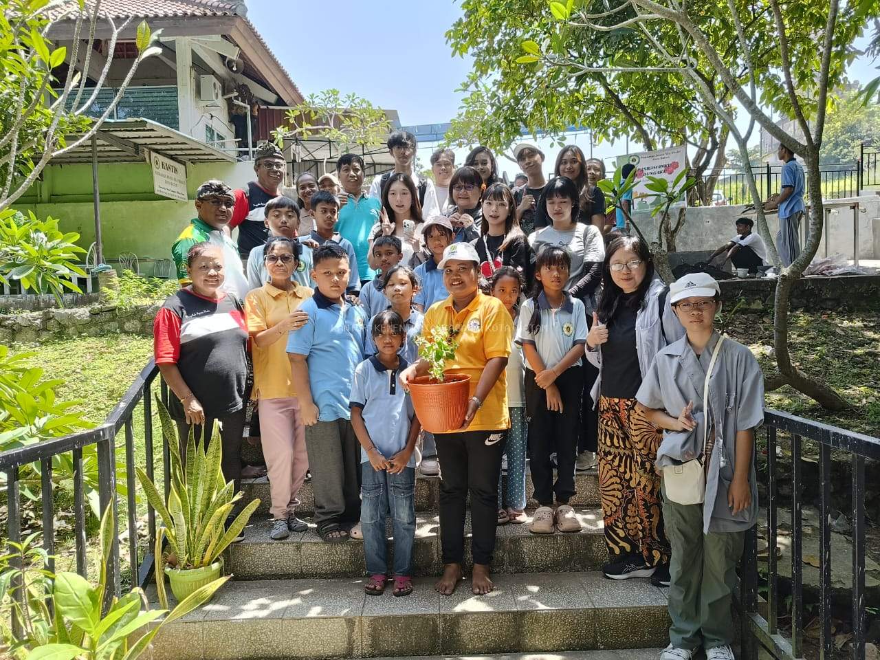 Kemenag Batam dan Pasraman Jnana Sila Bhakti Implementasikan Program Ekologi dan Kurikulum Cinta