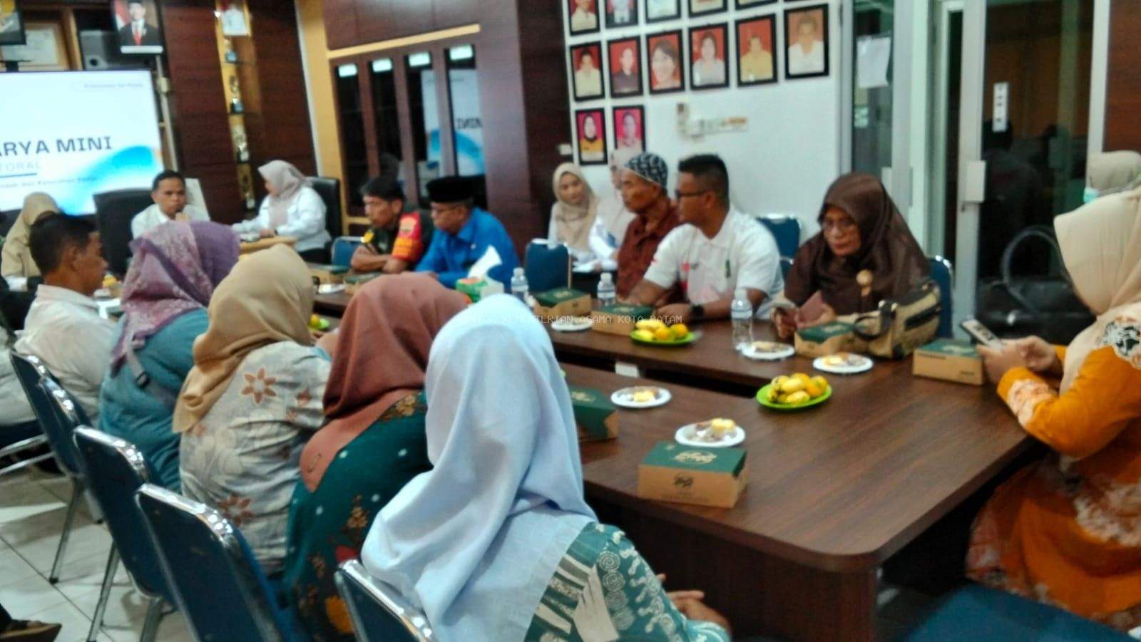Penghulu KUA Bengkong Hadiri Lokmin Lintas Sektoral, Fokus Bahas Penanganan Stunting dan Kunjungan Posyandu