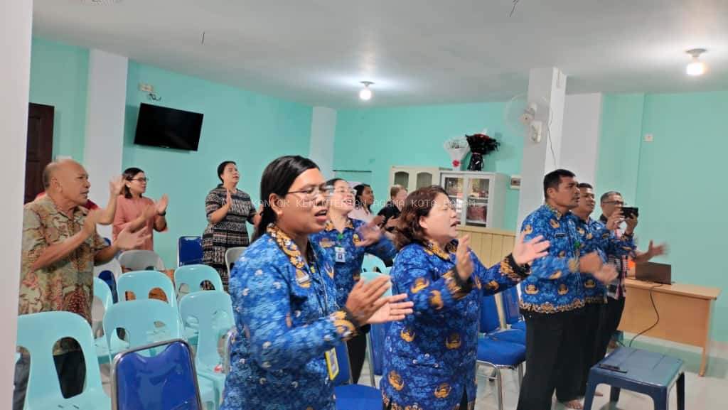 Kantor Kemenag Kota Batam Hadiri Ibadah Bulanan dan Pembinaan Rohani di LKSA Sinar Batam